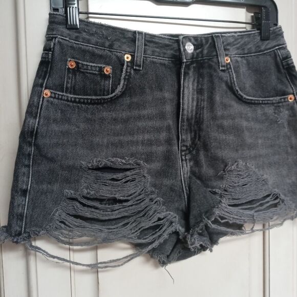Topshop Sz. 6 Petite Washed Black Super-Rip Recycled Cotton Blend Denim Shorts - Picture 7 of 10